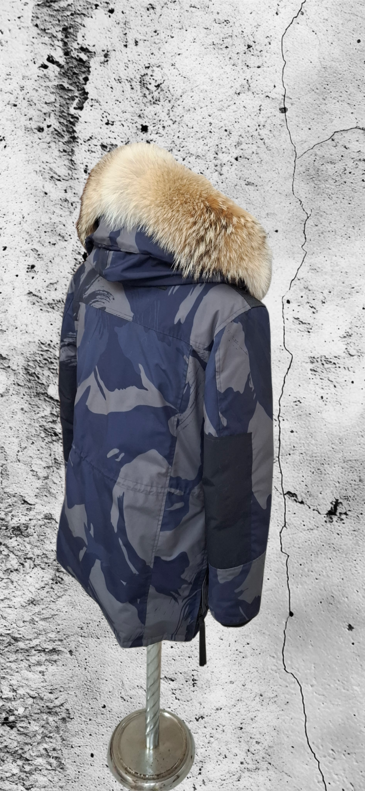 Genuine Coyote fur trim replacement compatible with Canada Goose jacket 73